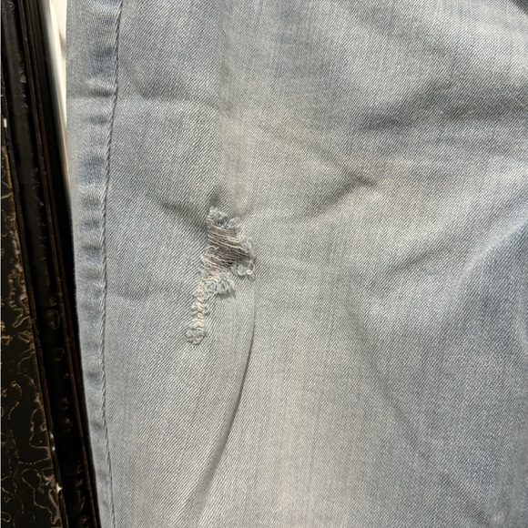 distressed blue jeans - Picture 4 of 8